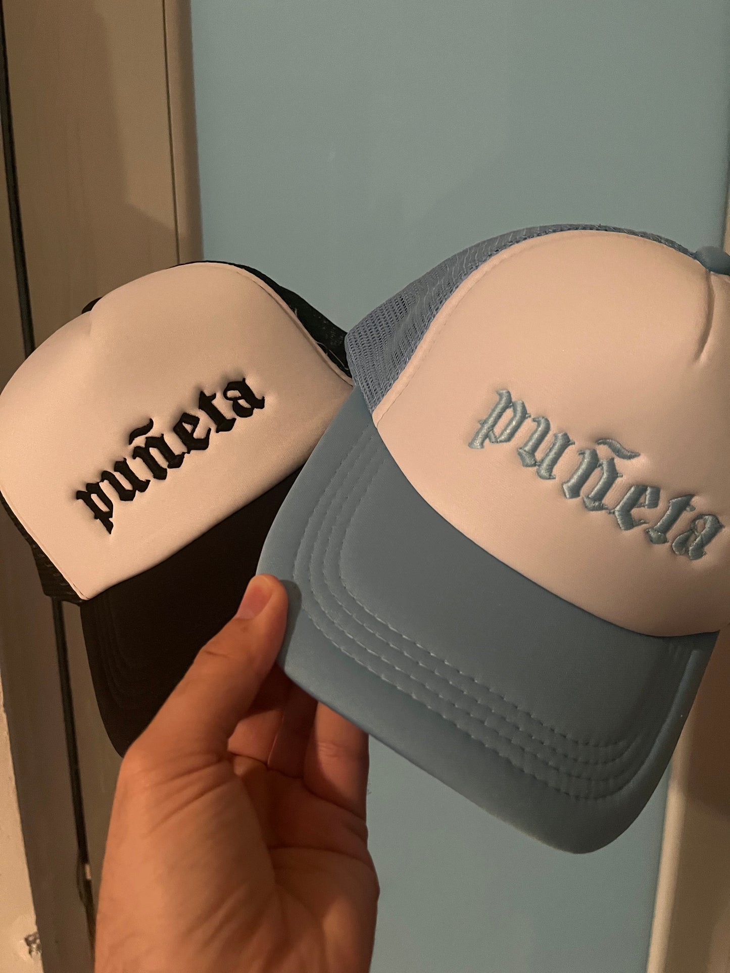 puñeta trucker hat